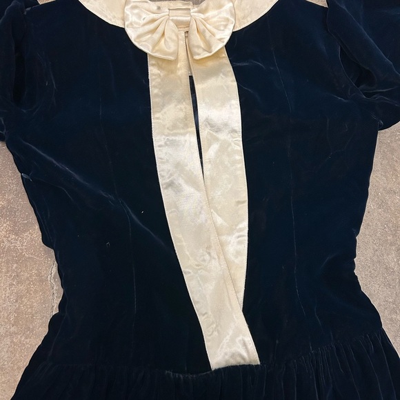 Nipon Boutique Navy maxi Dress velvet velour vintage whimsigoth witchy - Picture 2 of 5